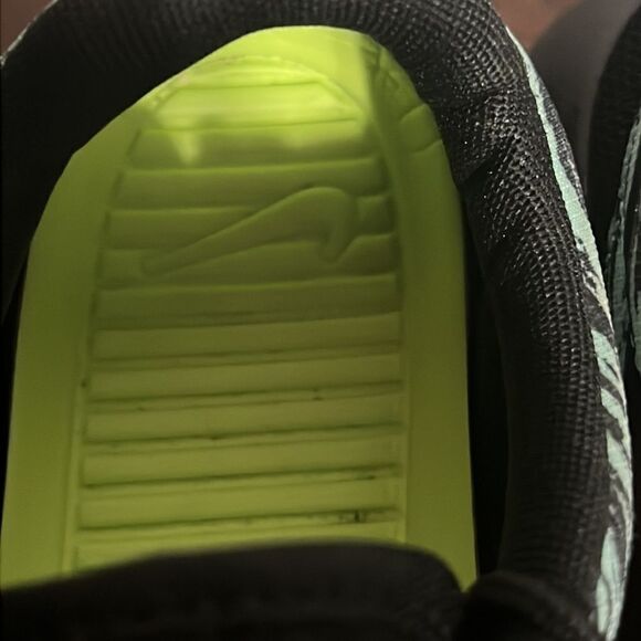 🔥🔥 NIKEiD Nike ROSHE RUN Shoes - Black/Mint - Women Sz 6 - PERFECT Condition - Picture 8 of 13